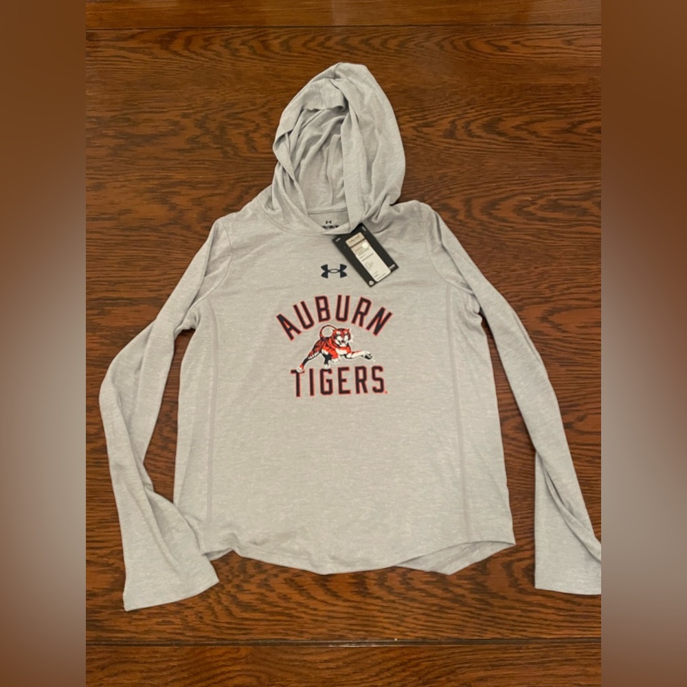 NWT Under Armour YM Auburn Tigers hoodie